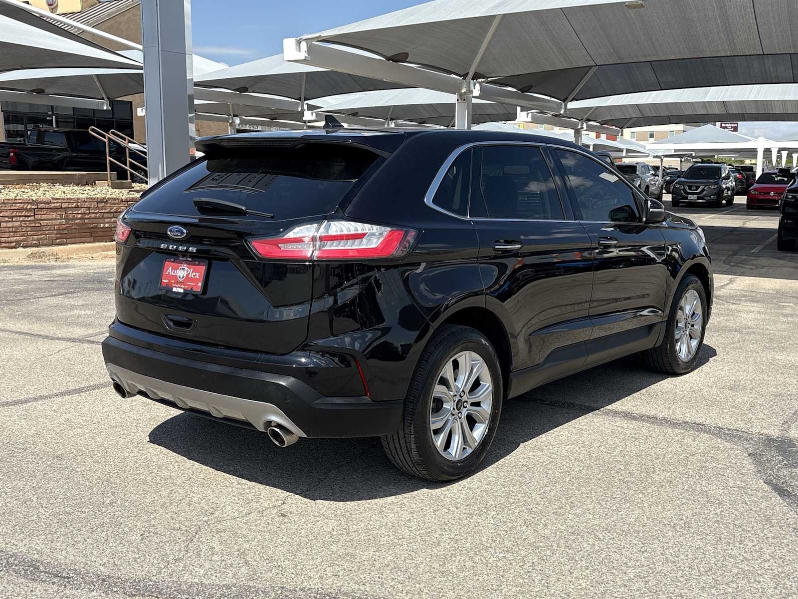 Thumbnail: 2023 Ford Edge - 8