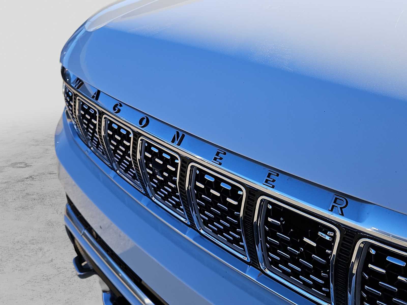 Thumbnail: 2022 Jeep Grand Wagoneer - 13