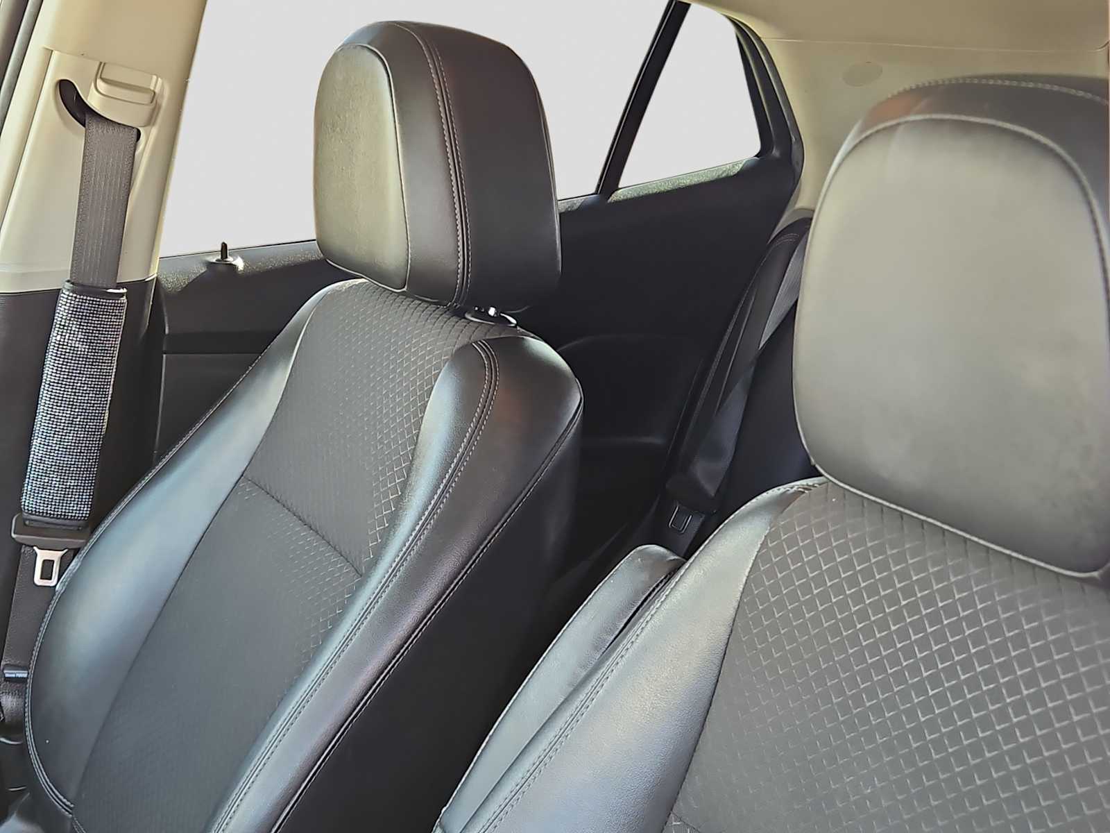 Thumbnail: 2022 Buick Encore - 15