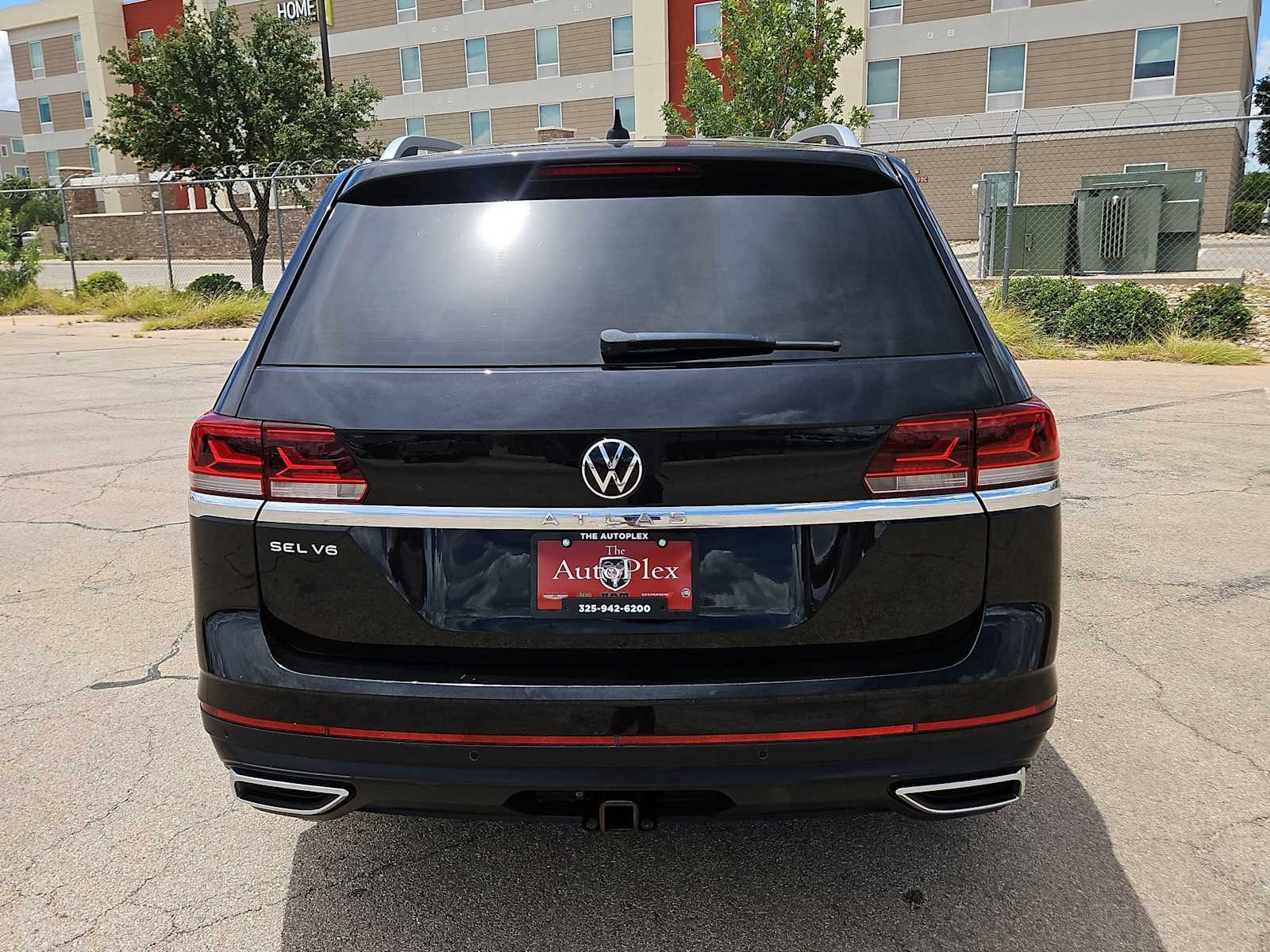Thumbnail: 2021 Volkswagen Atlas - 13