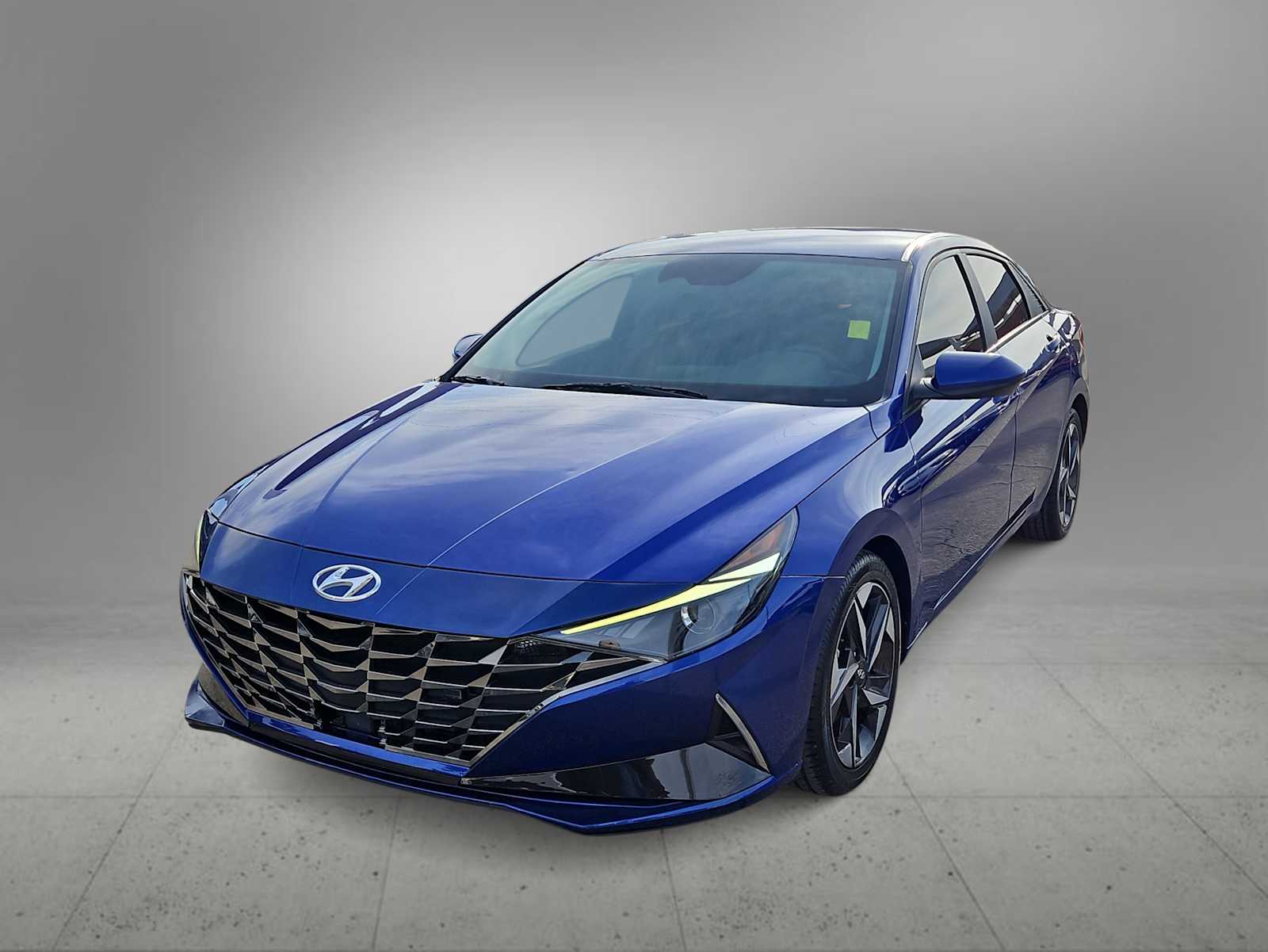 Thumbnail: 2023 Hyundai Elantra - 1
