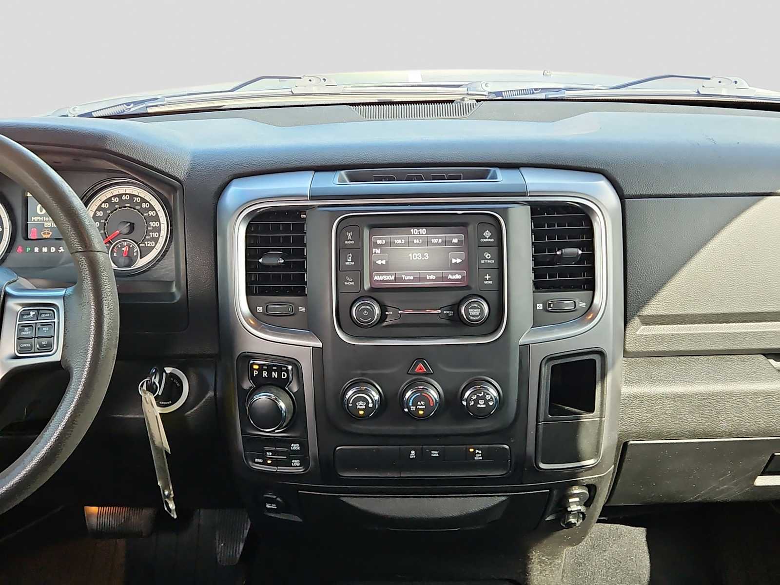 Thumbnail: 2021 RAM 1500 Classic - 14