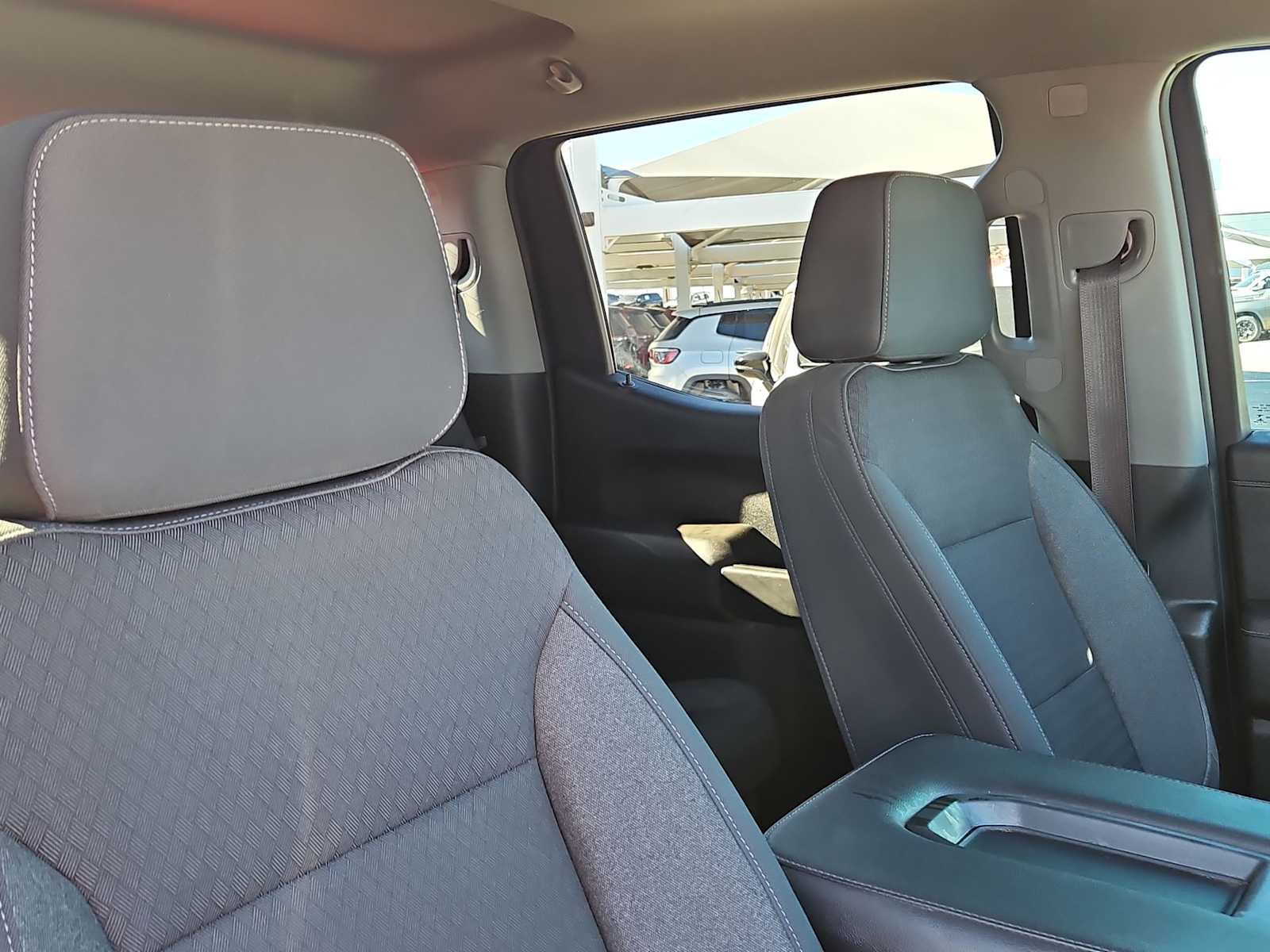 Thumbnail: 2021 Chevrolet Silverado 1500 - 17