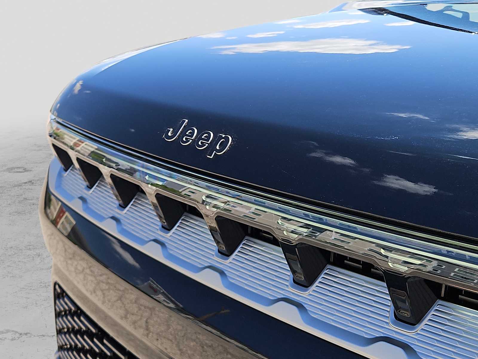 Thumbnail: 2026 Jeep Grand Wagoneer - 13