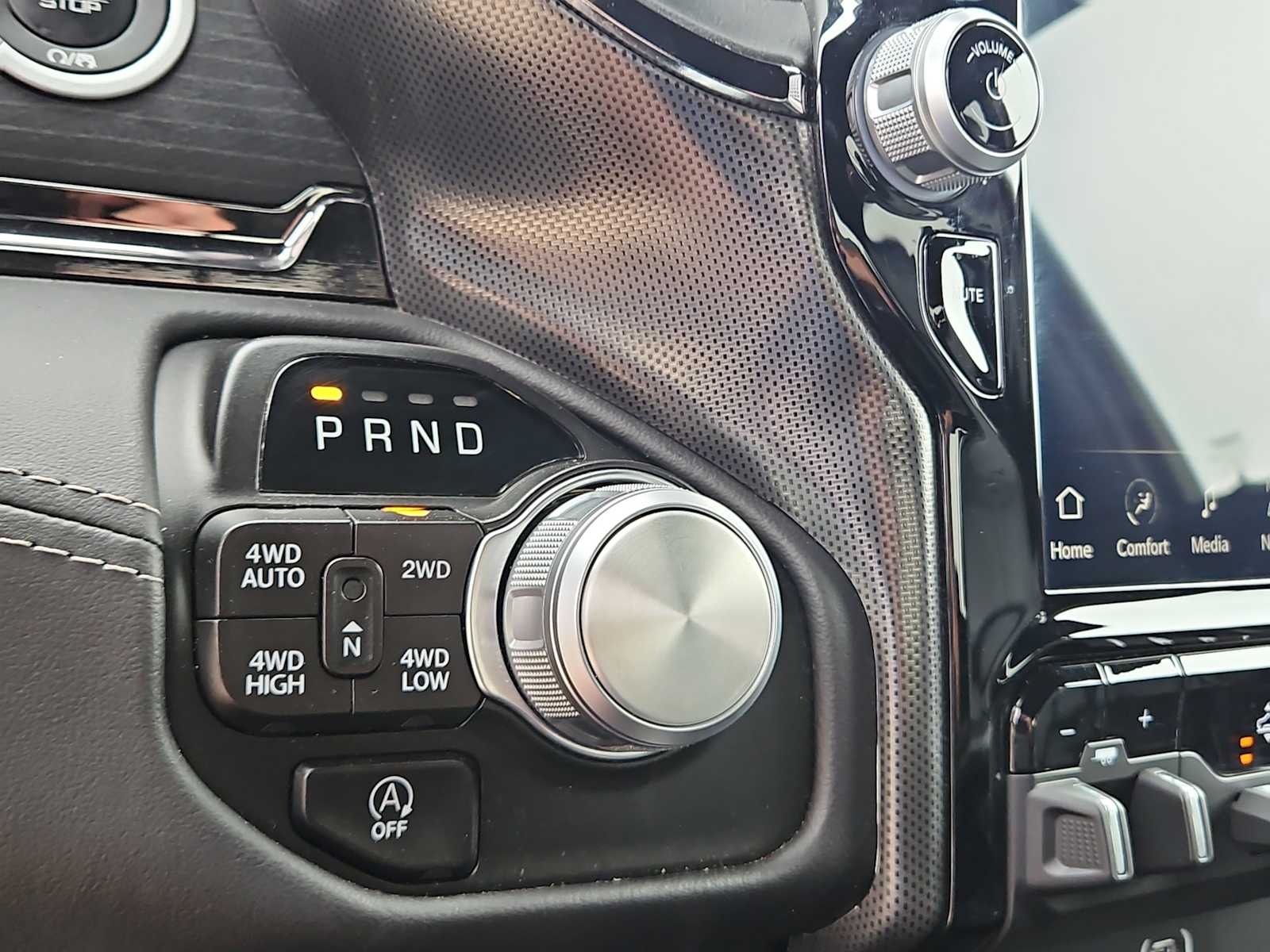Thumbnail: 2024 RAM 1500 - 21