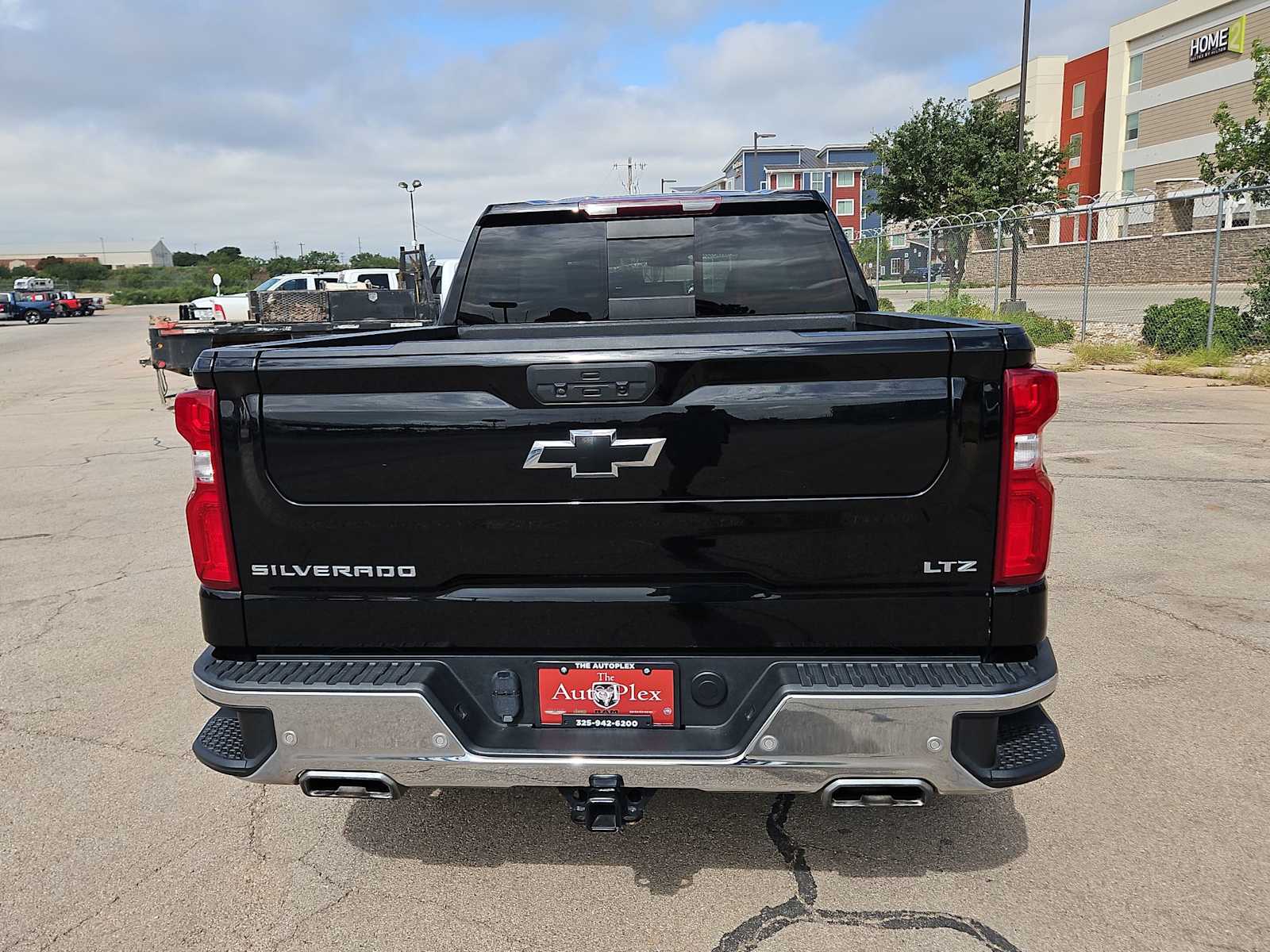 Thumbnail: 2021 Chevrolet Silverado 1500 - 13