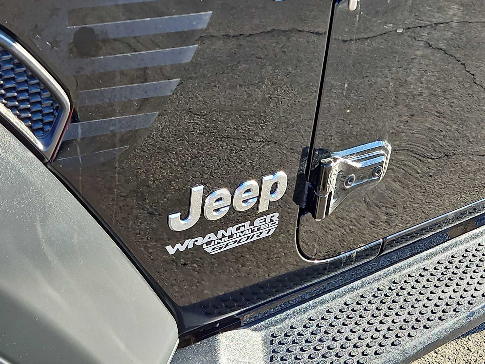 Thumbnail: 2018 Jeep Wrangler - 11