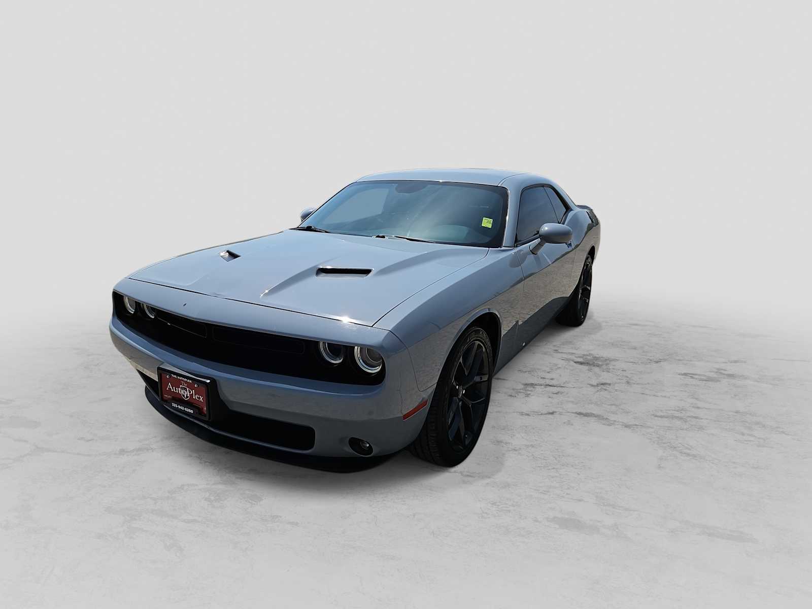 Thumbnail: 2022 Dodge Challenger - 4