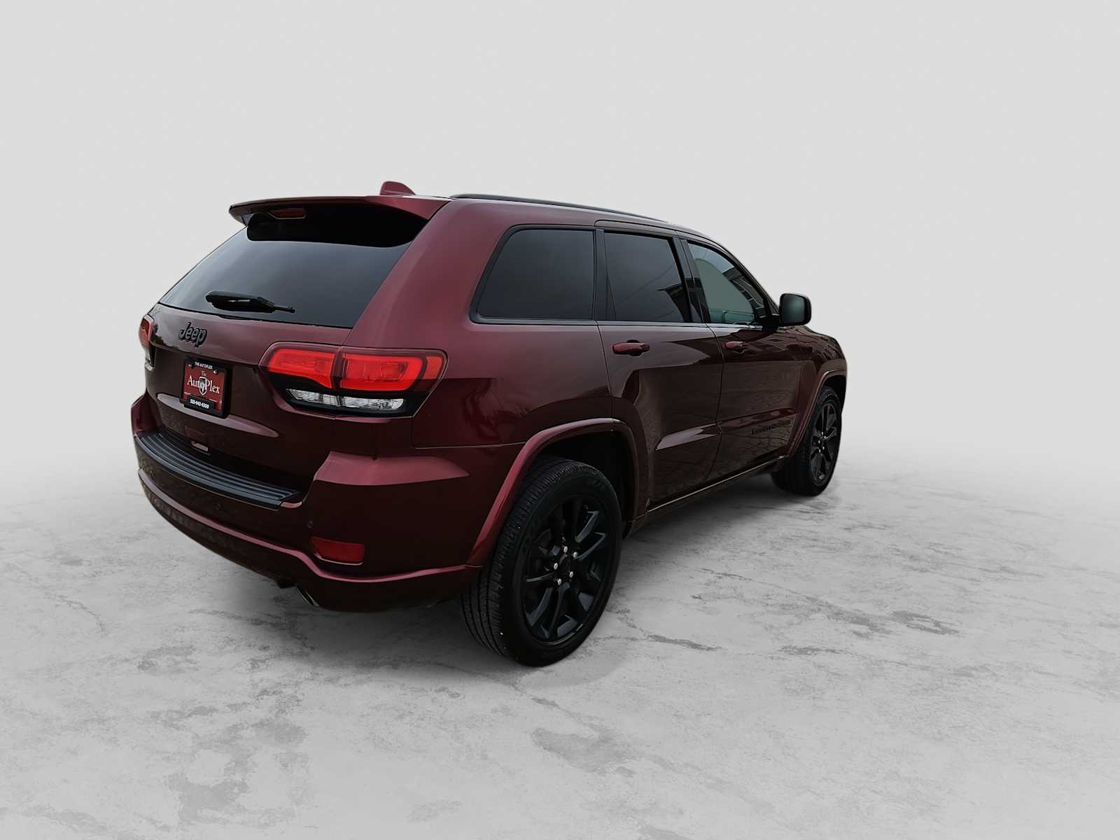 Thumbnail: 2019 Jeep Grand Cherokee - 8