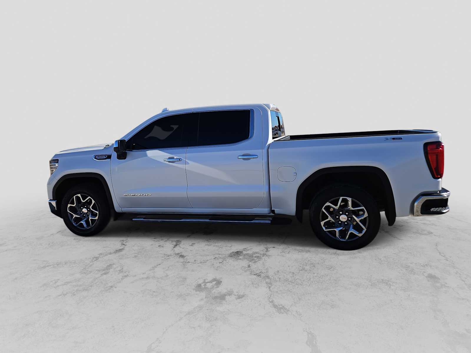 Thumbnail: 2023 GMC Sierra 1500 - 5