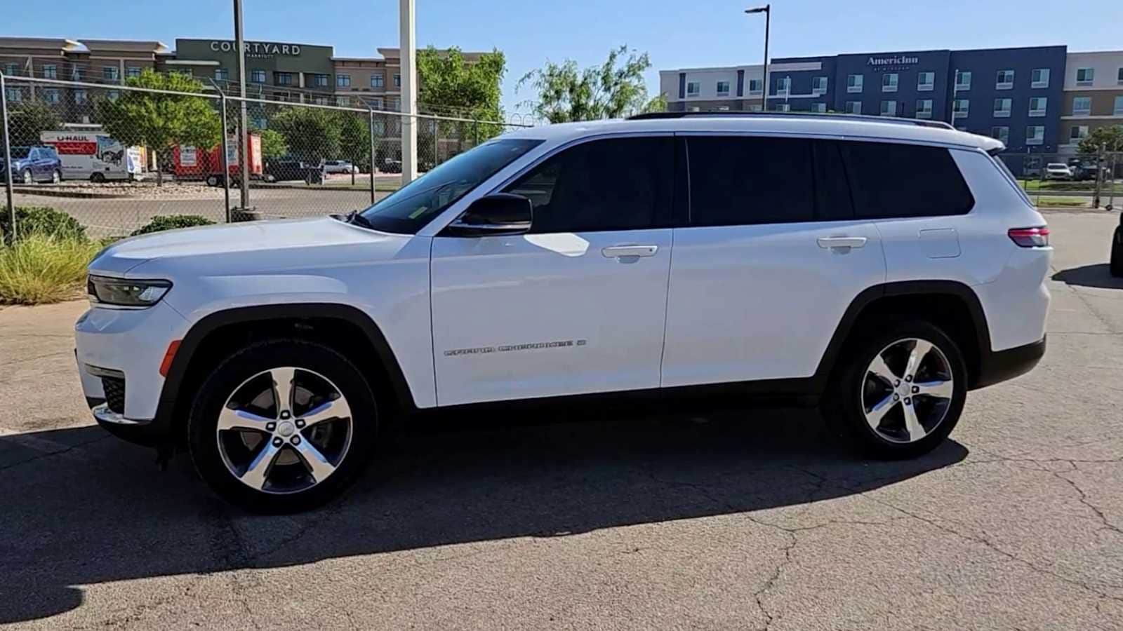 Thumbnail: 2021 Jeep Grand Cherokee L - 4