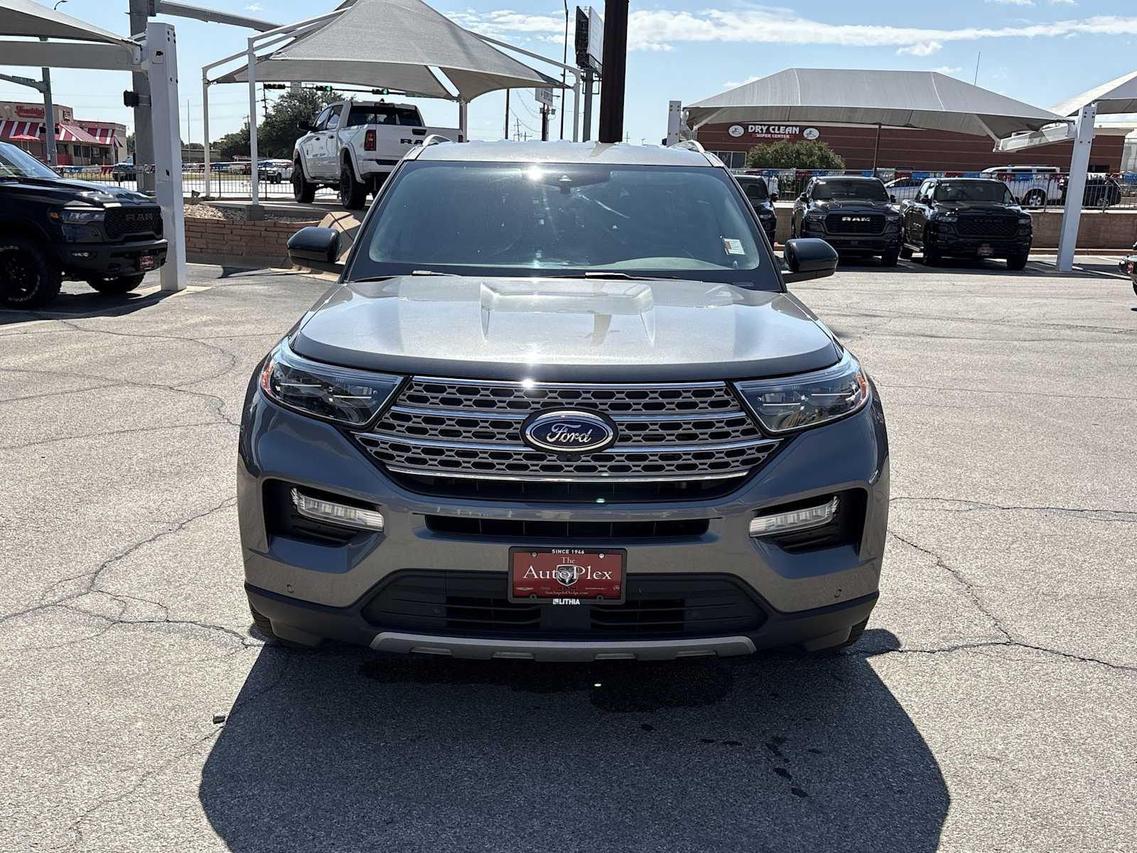 Thumbnail: 2023 Ford Explorer - 3
