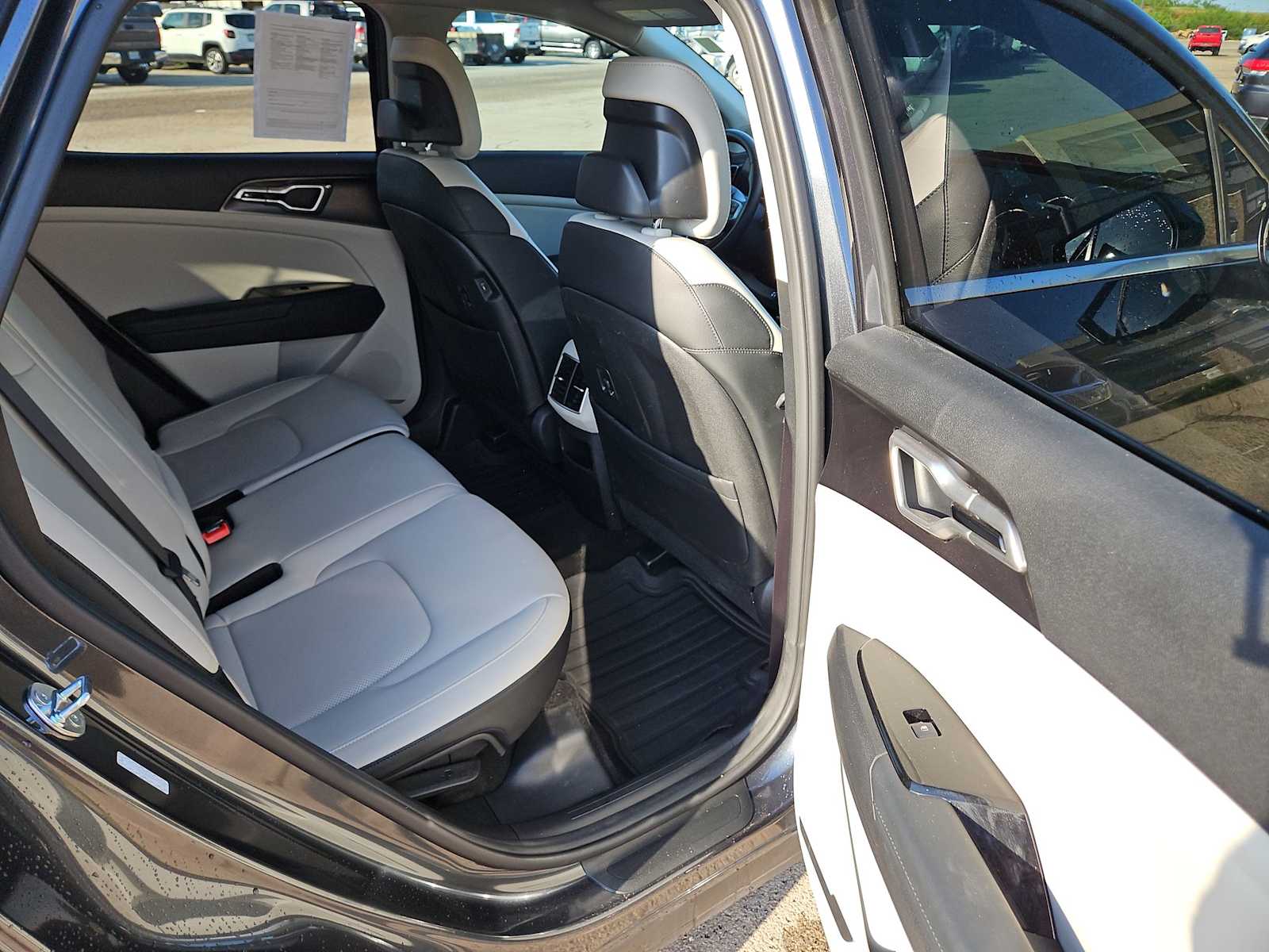 2025 Kia Sportage EX 20
