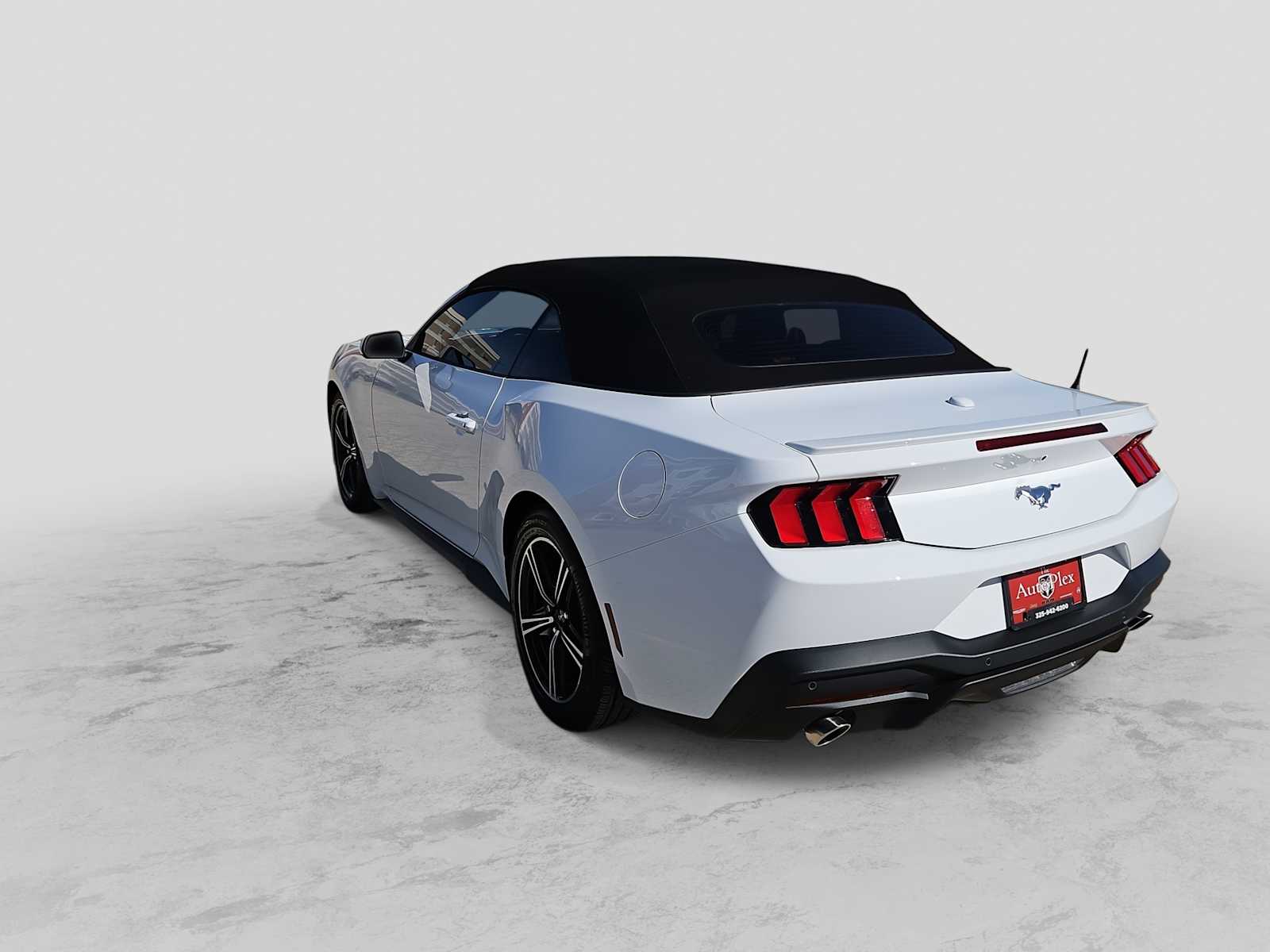 Thumbnail: 2025 Ford Mustang - 6