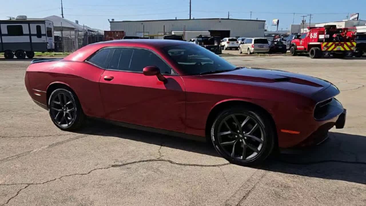 Thumbnail: 2021 Dodge Challenger - 9