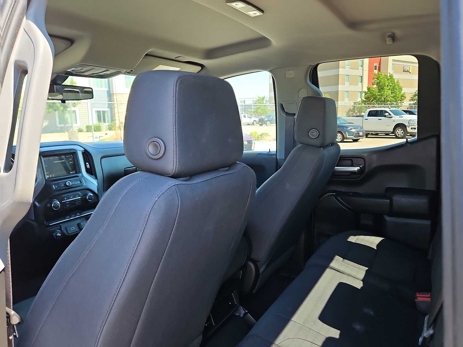 Thumbnail: 2019 Chevrolet Silverado 1500 - 17