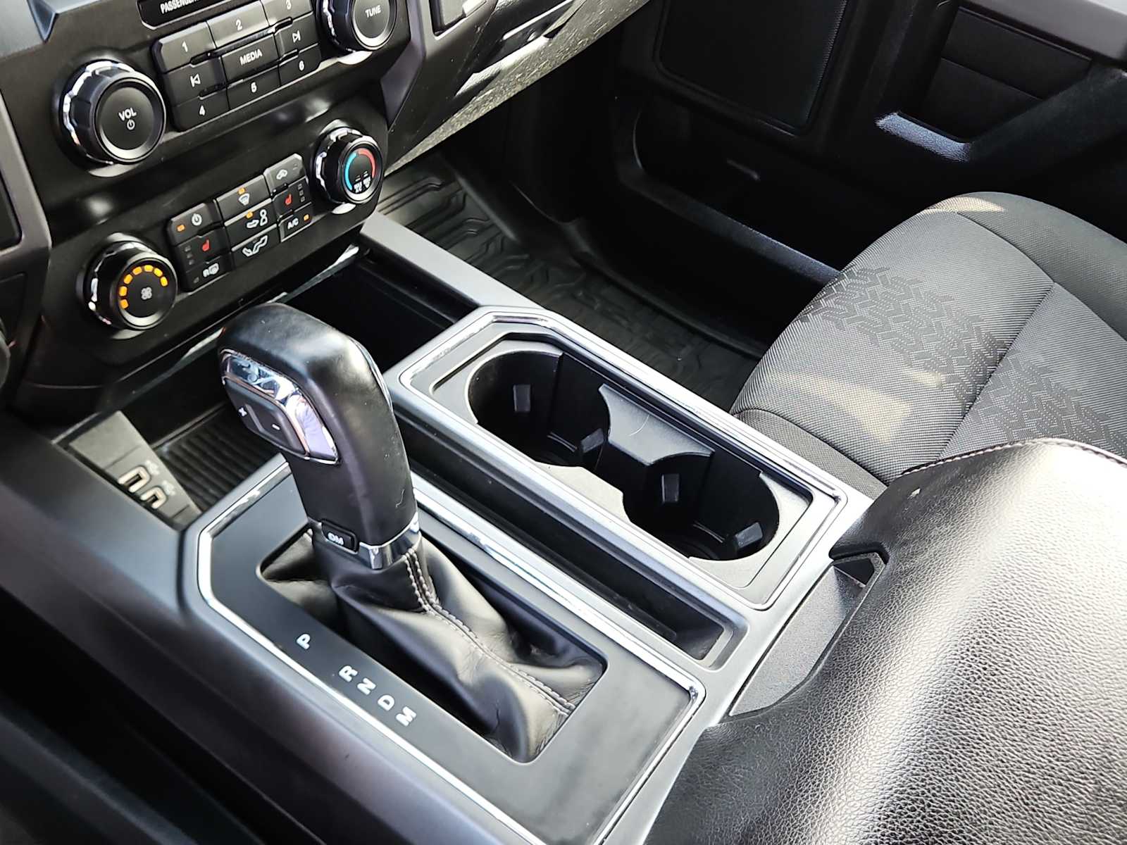 Thumbnail: 2020 Ford F-150 - 20