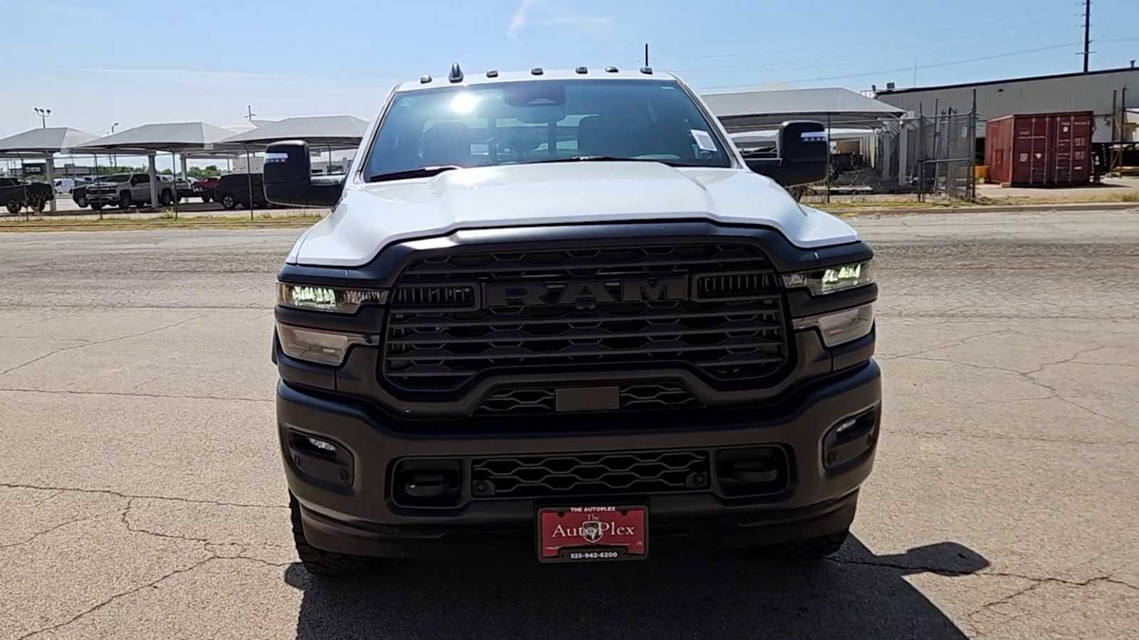 2026 Ram 2500 Tradesman photo 3