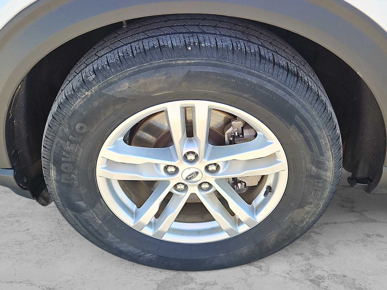 Thumbnail: 2020 Ford Explorer - 12