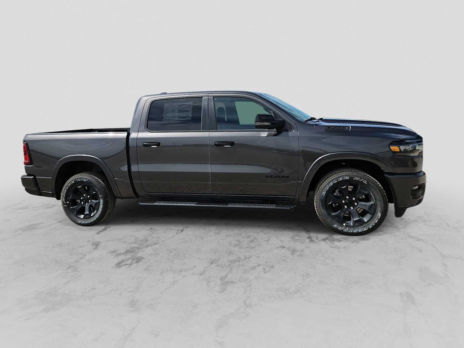 Thumbnail: 2026 RAM 1500 - 9