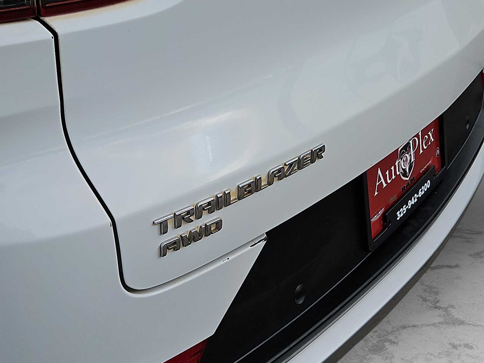 Thumbnail: 2023 Chevrolet TrailBlazer - 11