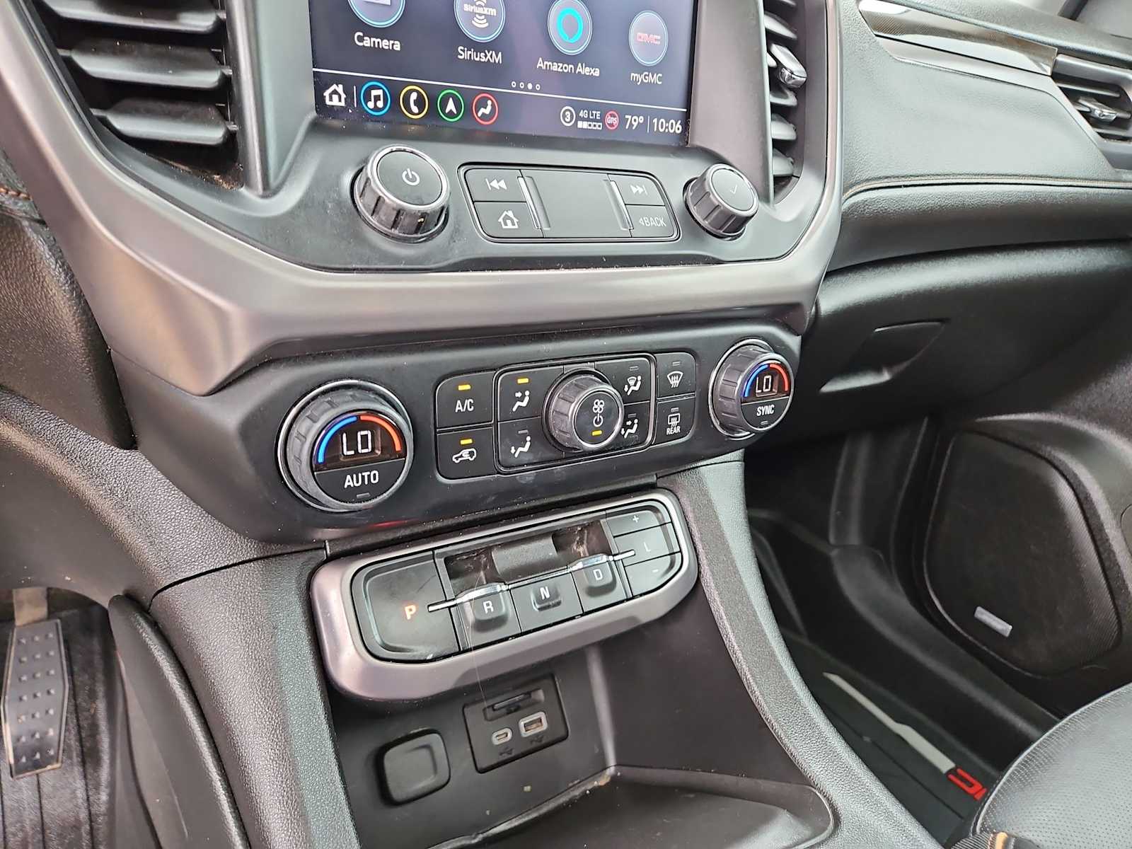 Thumbnail: 2021 GMC Acadia - 28
