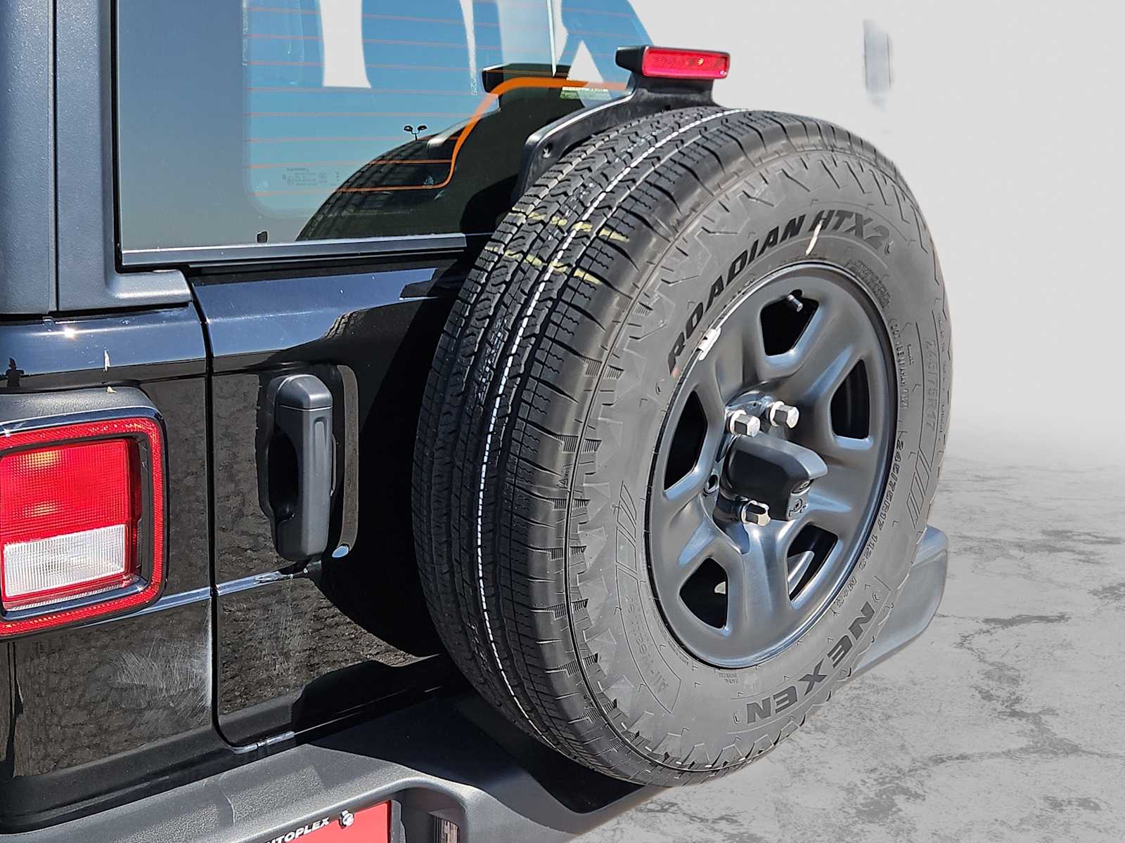 Thumbnail: 2025 Jeep Wrangler - 23