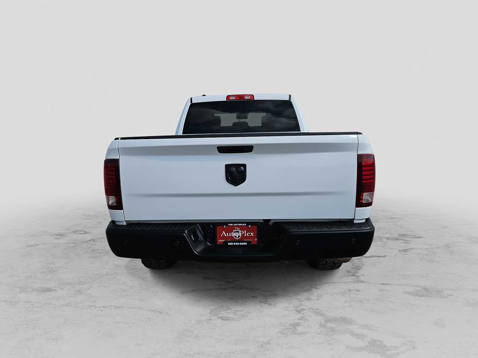 Thumbnail: 2024 RAM 1500 Classic - 7