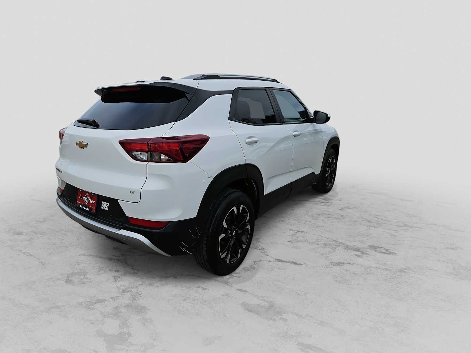 Thumbnail: 2023 Chevrolet TrailBlazer - 8