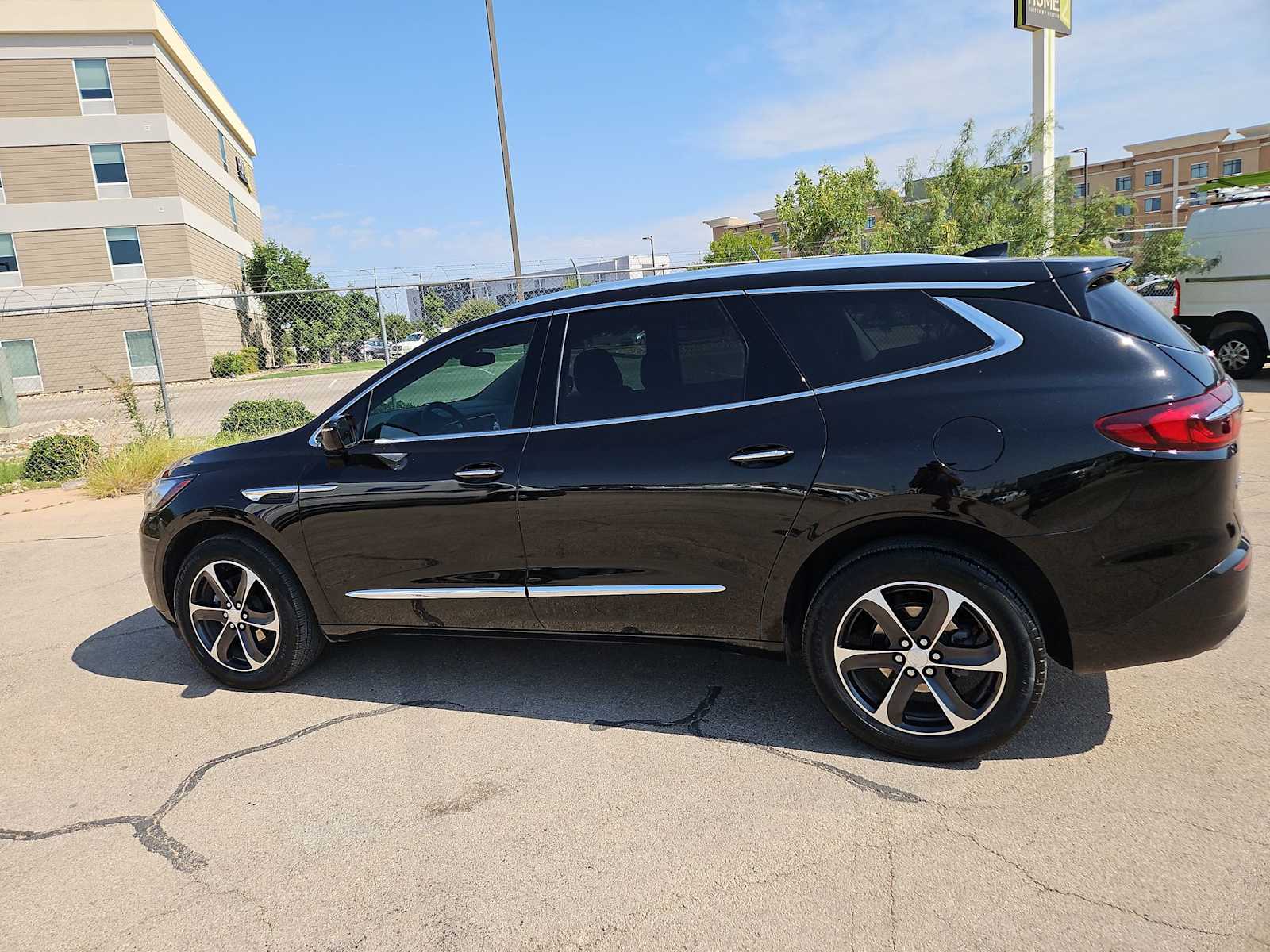 Thumbnail: 2021 Buick Enclave - 11