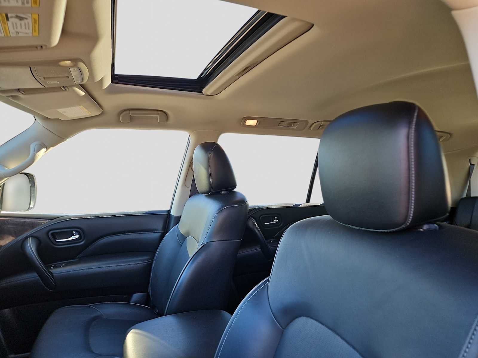 Thumbnail: 2024 INFINITI QX80 - 18