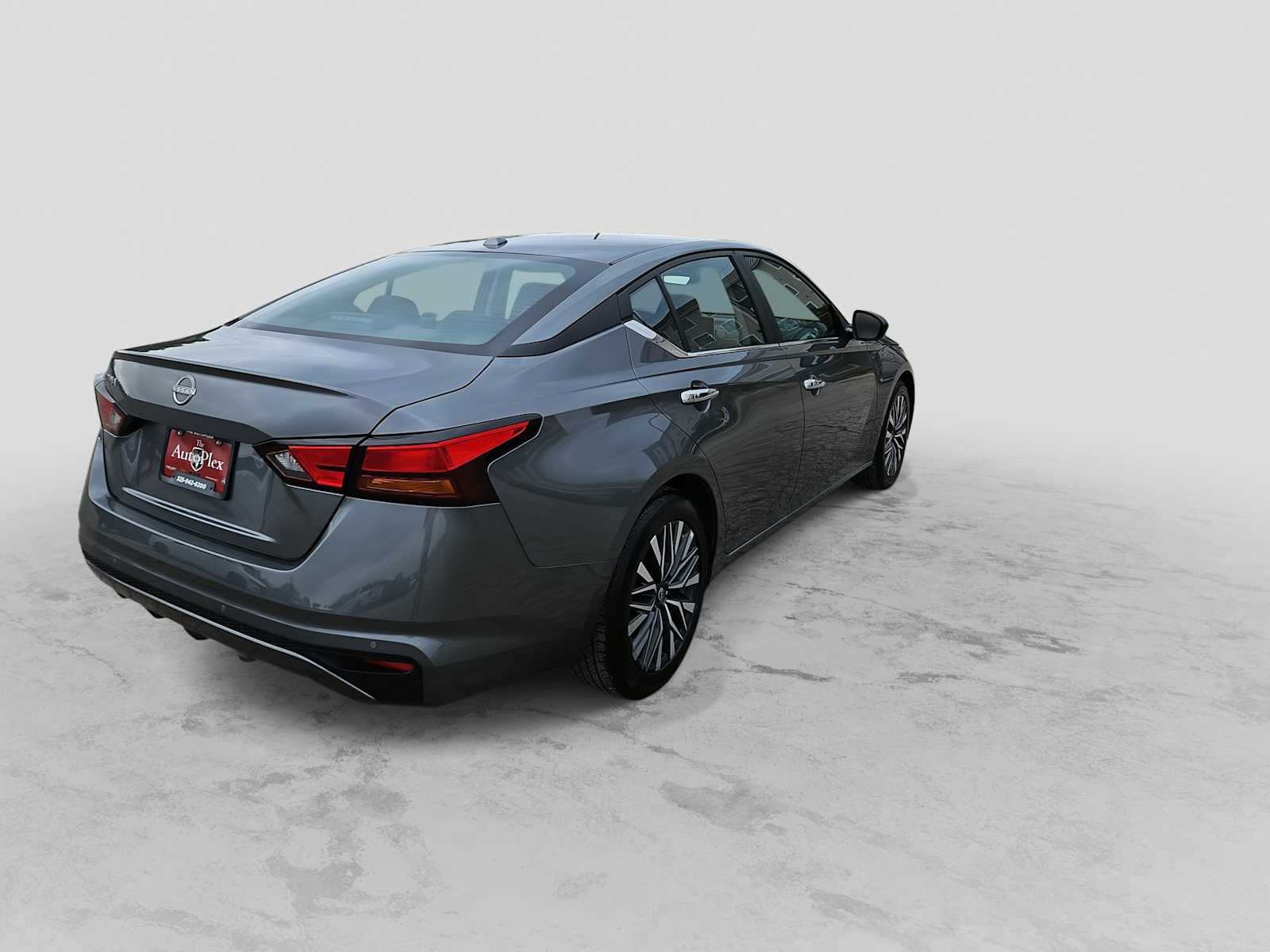 Thumbnail: 2025 Nissan Altima - 8