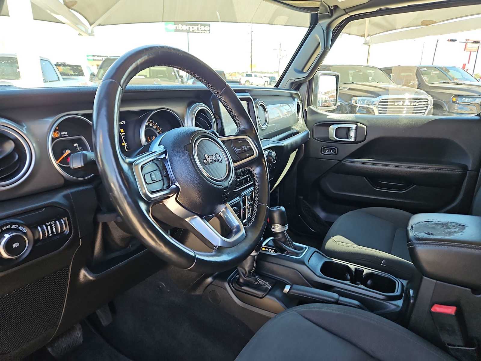 Thumbnail: 2020 Jeep Wrangler - 10