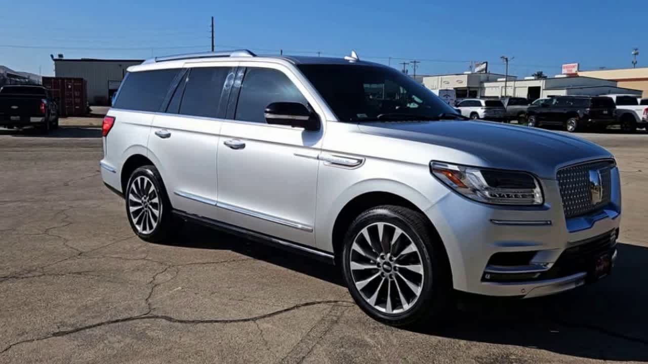 Thumbnail: 2018 Lincoln Navigator - 2