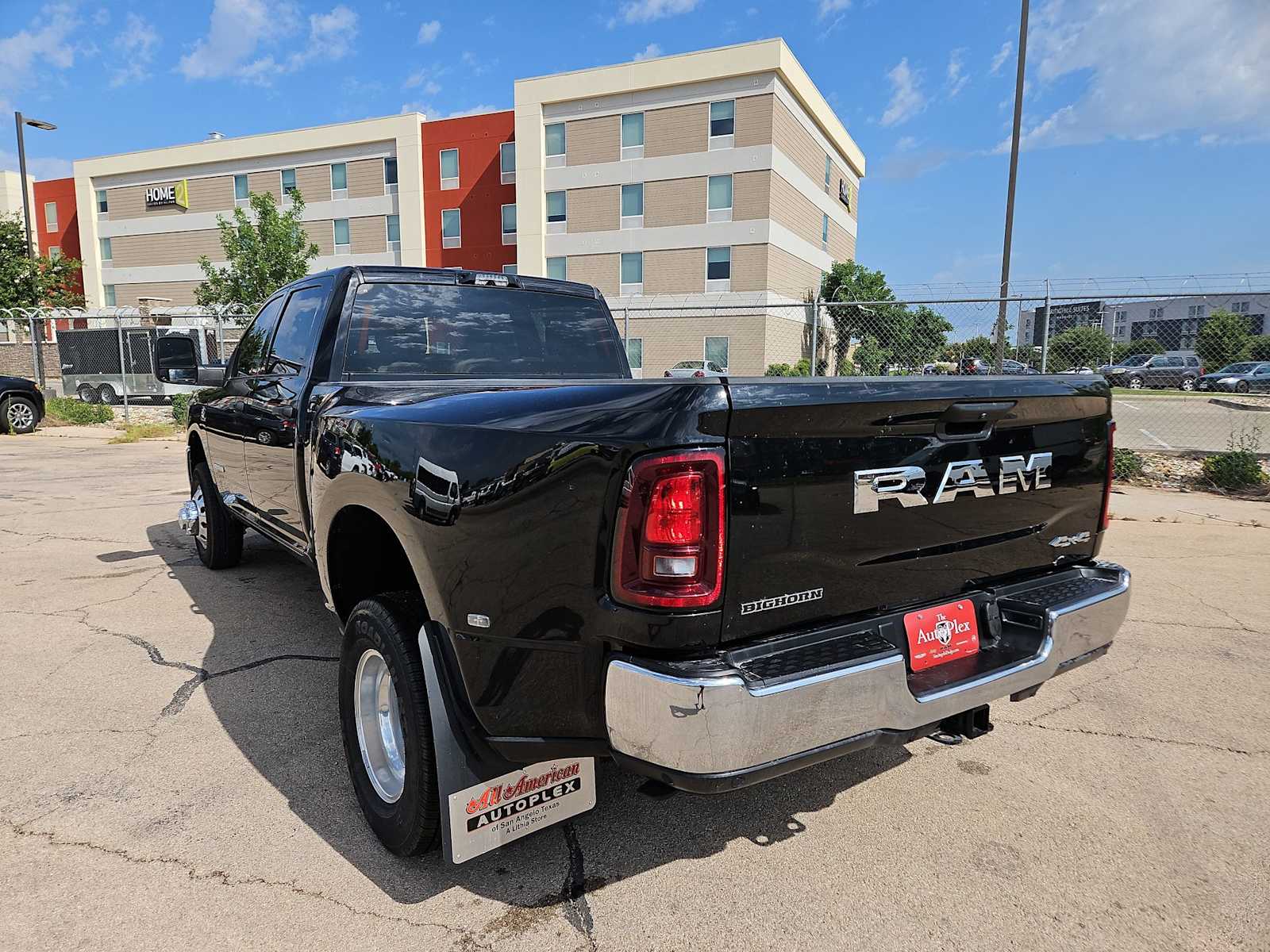 2025 RAM 3500 Big Horn 12
