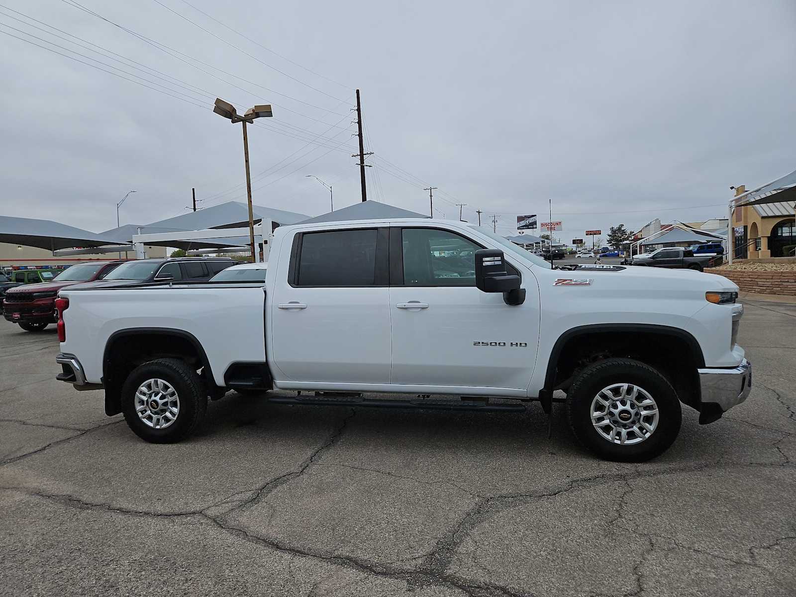 Thumbnail: 2024 Chevrolet Silverado 2500 - 9