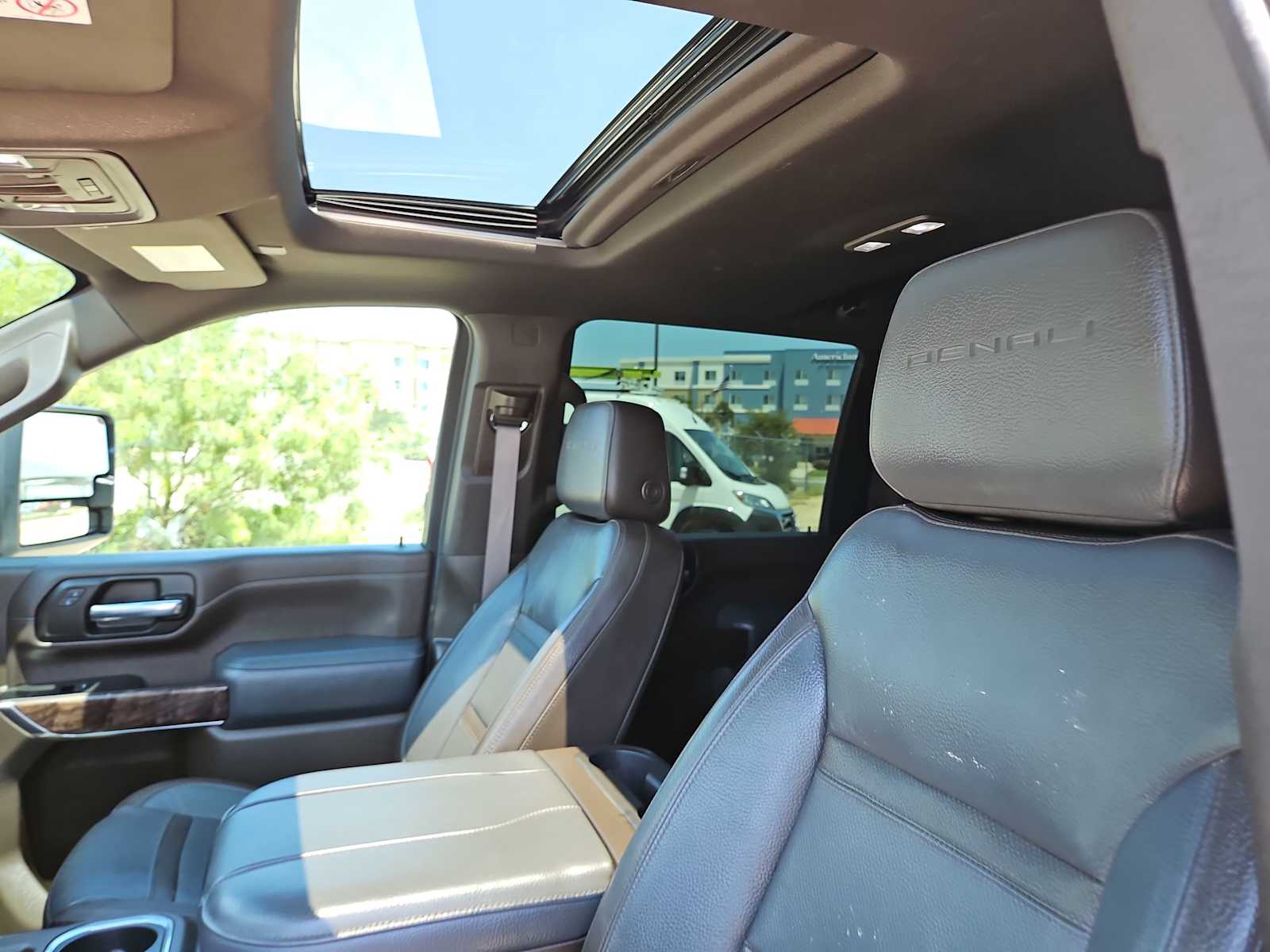 Thumbnail: 2023 GMC Sierra 2500 - 22