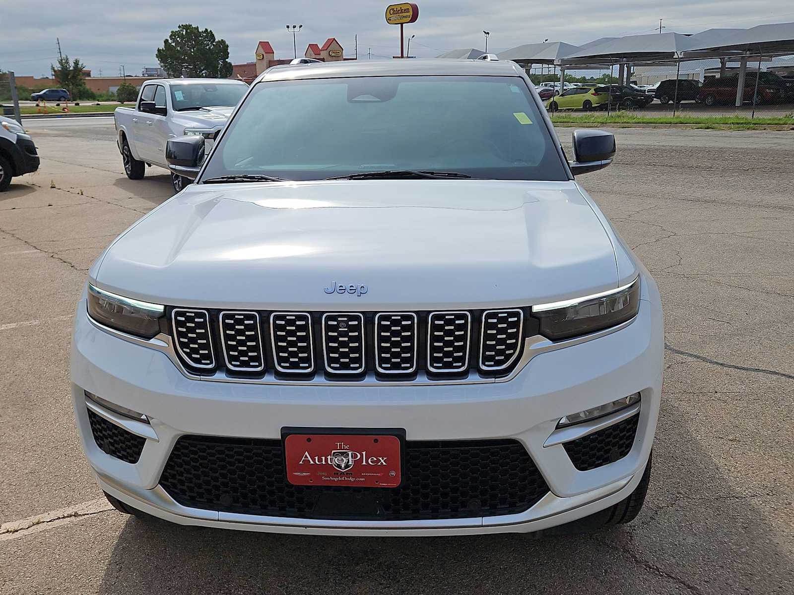 2022 Jeep Grand Cherokee Summit 4xe 14