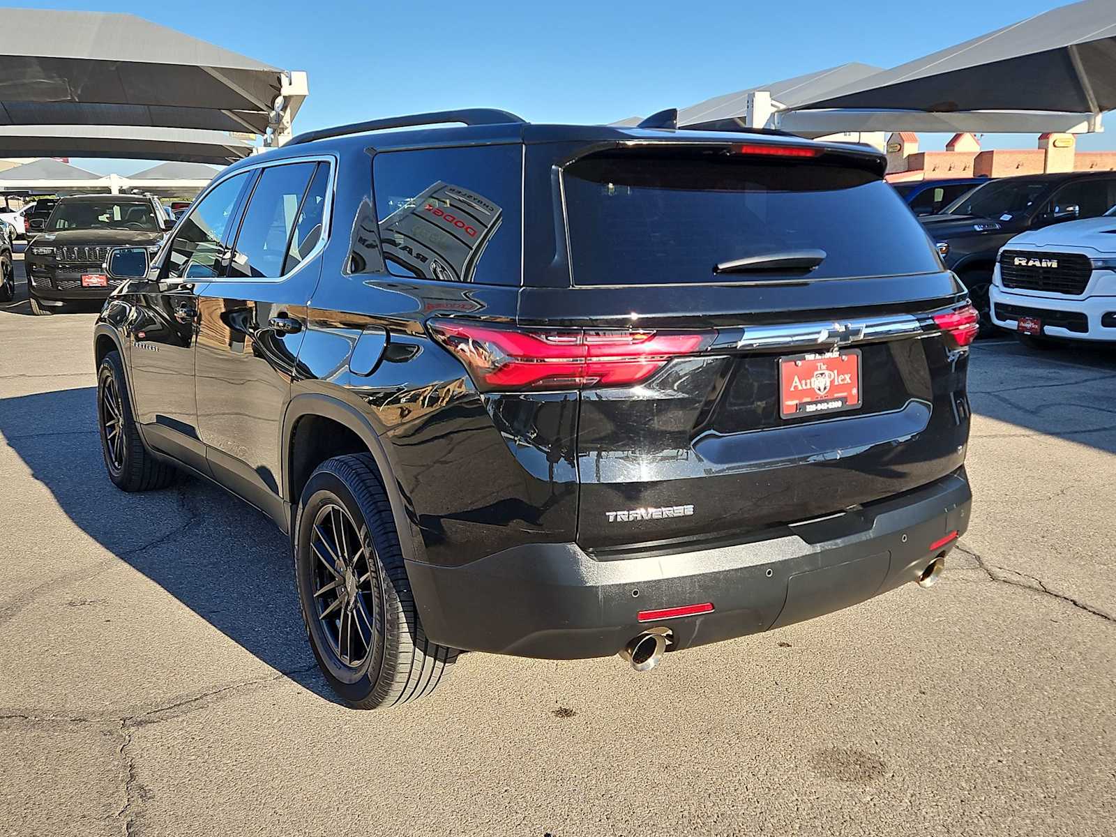 Thumbnail: 2022 Chevrolet Traverse - 6