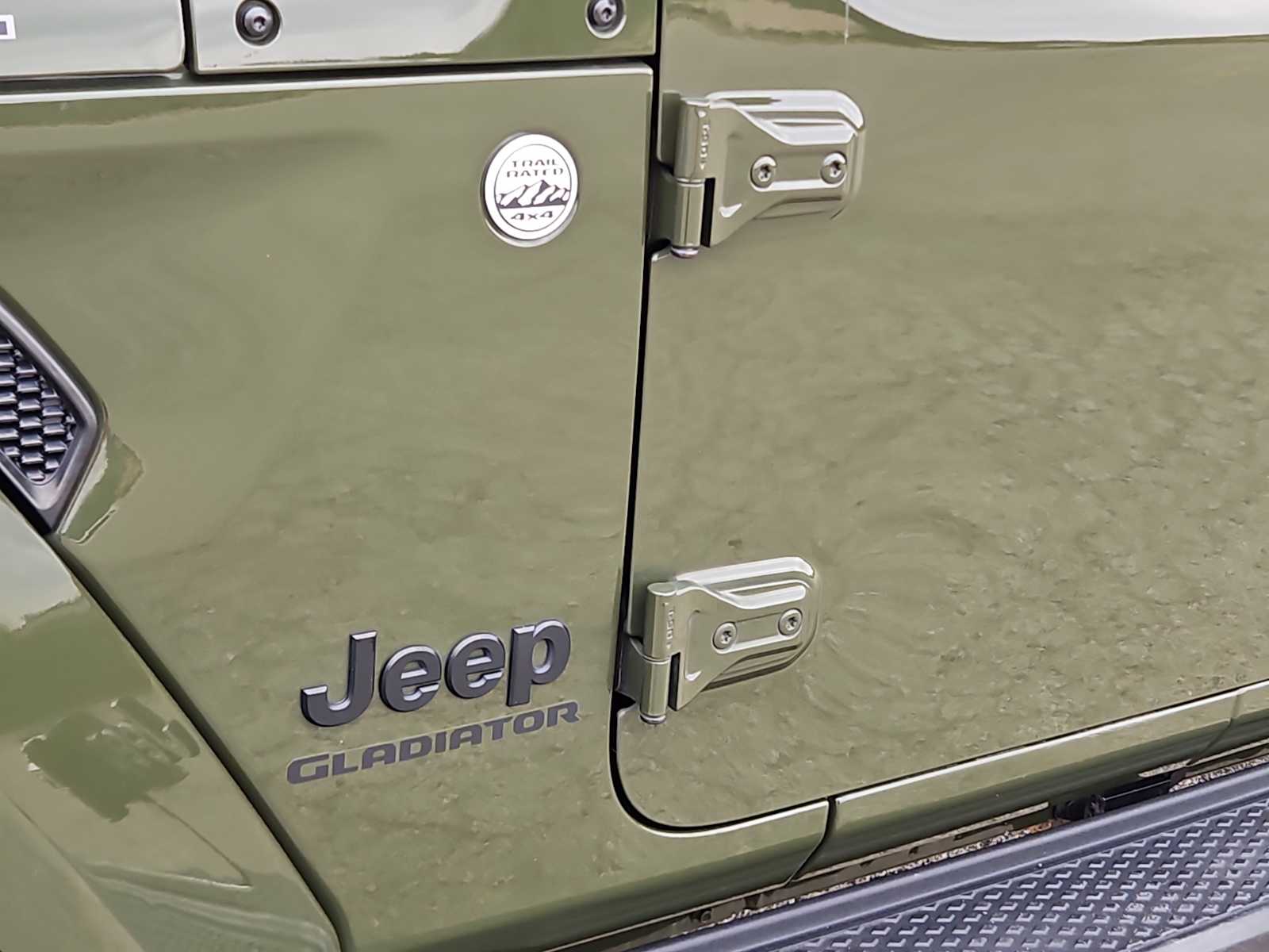 Thumbnail: 2021 Jeep Gladiator - 11
