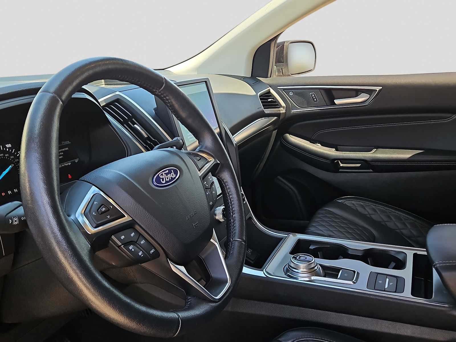 Thumbnail: 2023 Ford Edge - 10