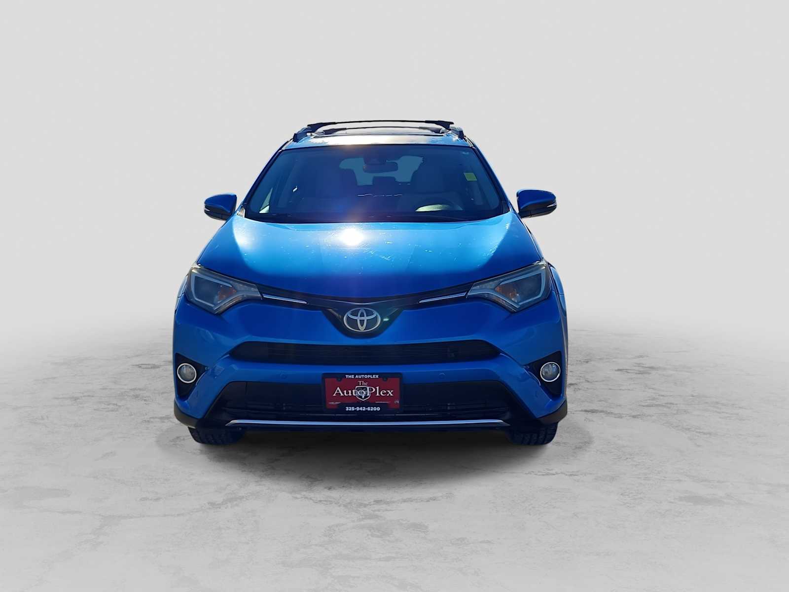 Thumbnail: 2016 Toyota RAV4 - 3