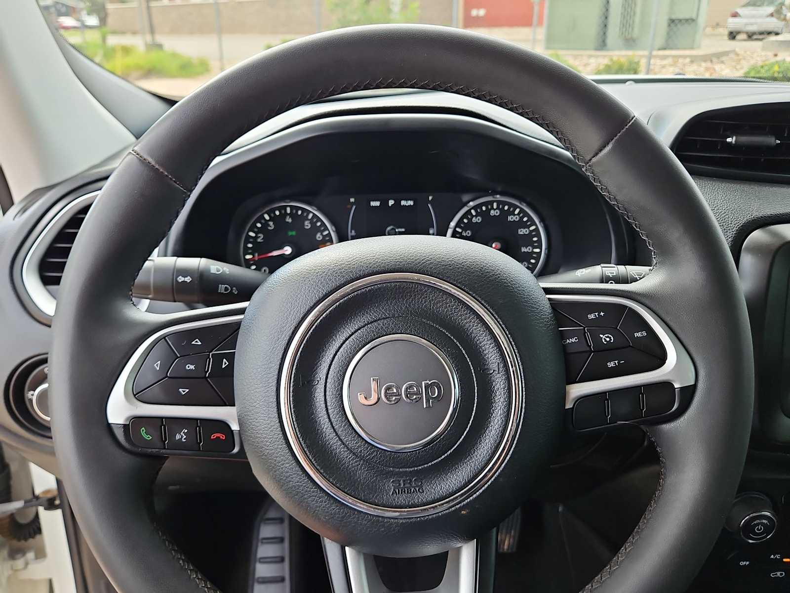 Thumbnail: 2020 Jeep Renegade - 23