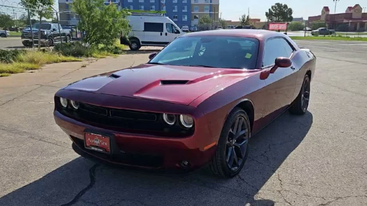 Thumbnail: 2021 Dodge Challenger - 3