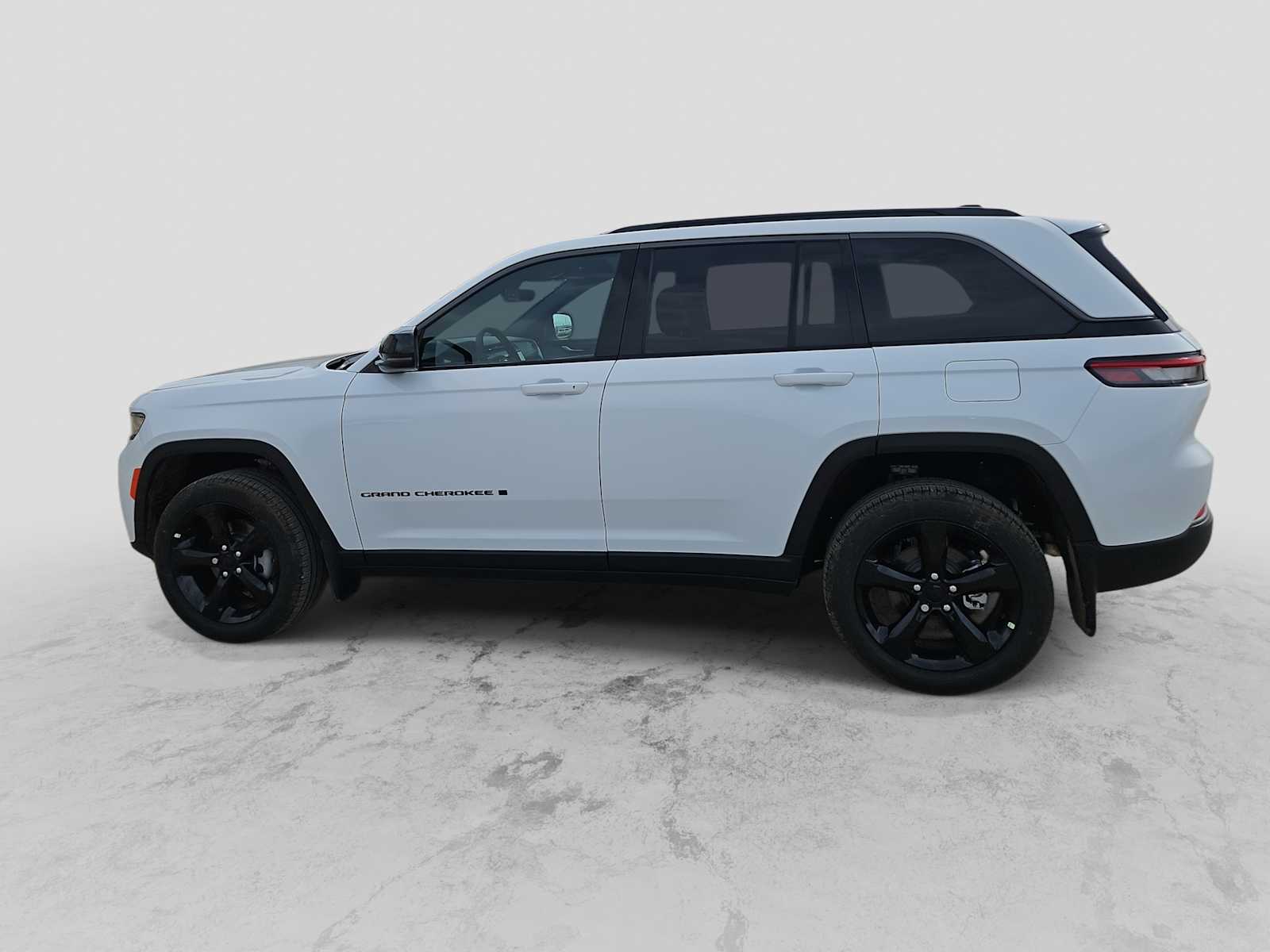 Thumbnail: 2026 Jeep Grand Cherokee - 5