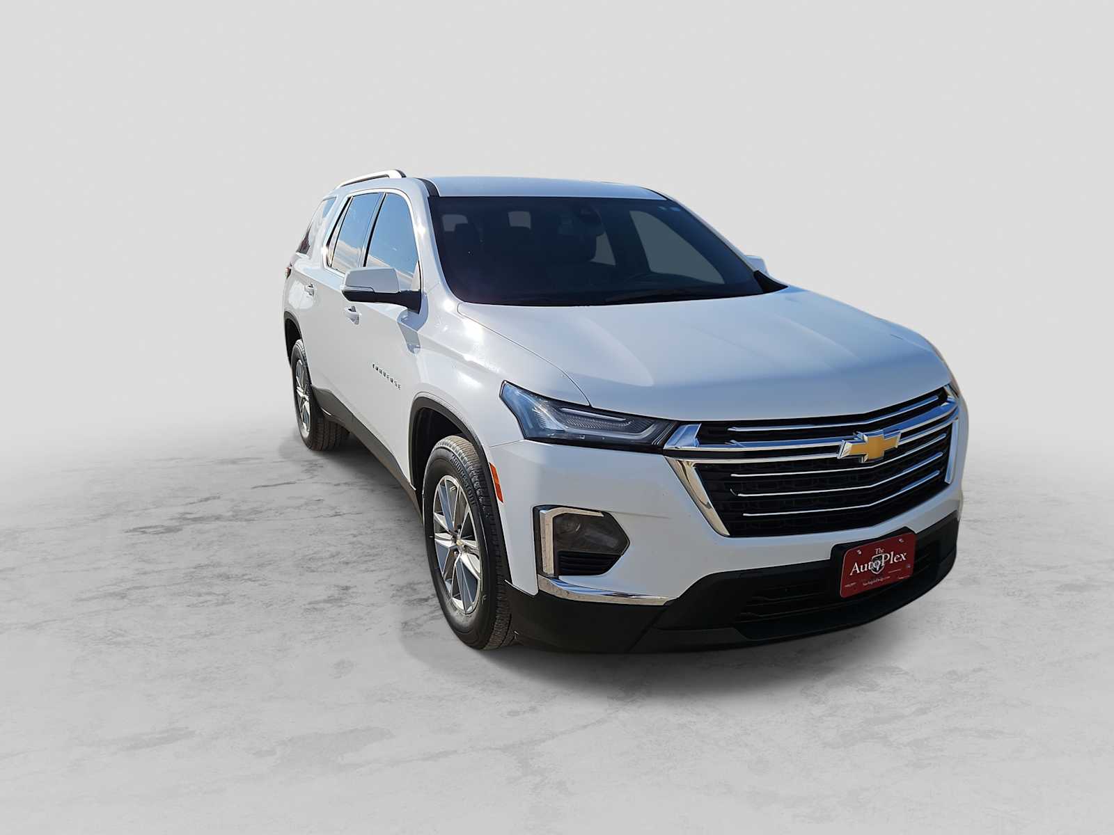 Thumbnail: 2023 Chevrolet Traverse - 2