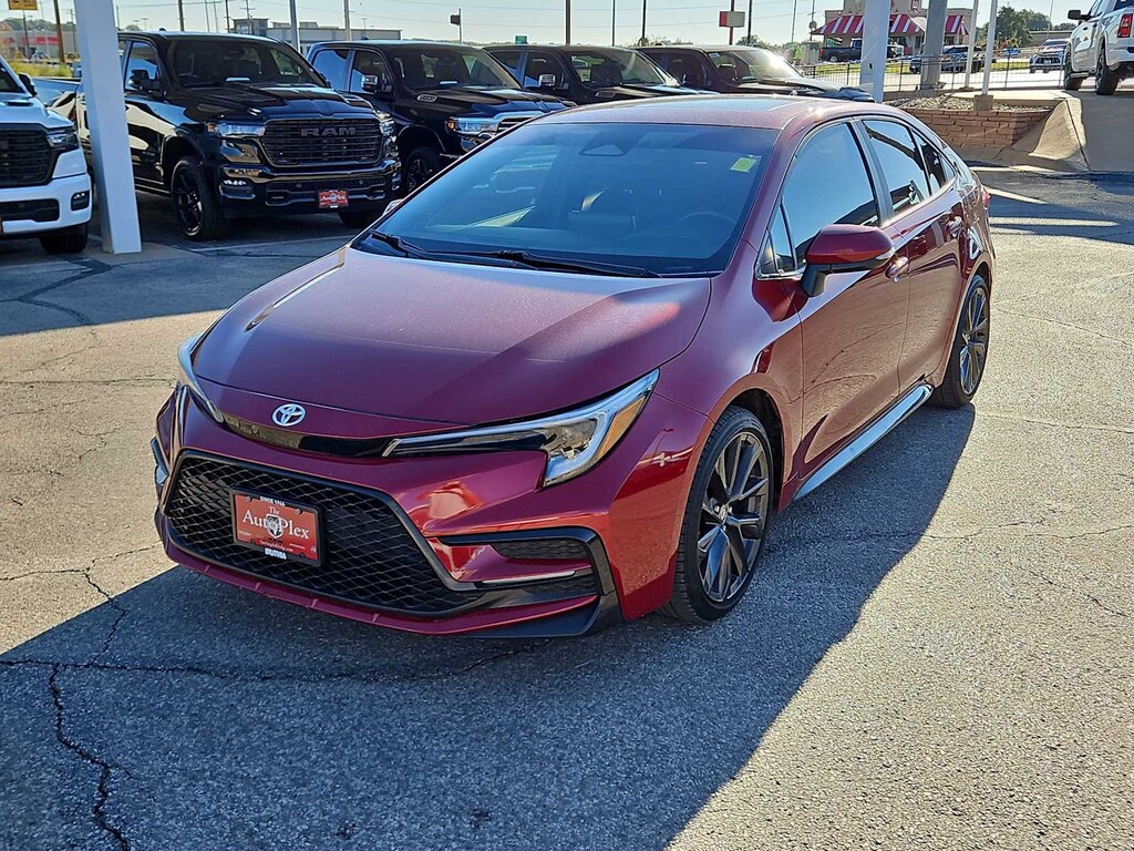 Used 2023 Toyota Corolla SE Sedan