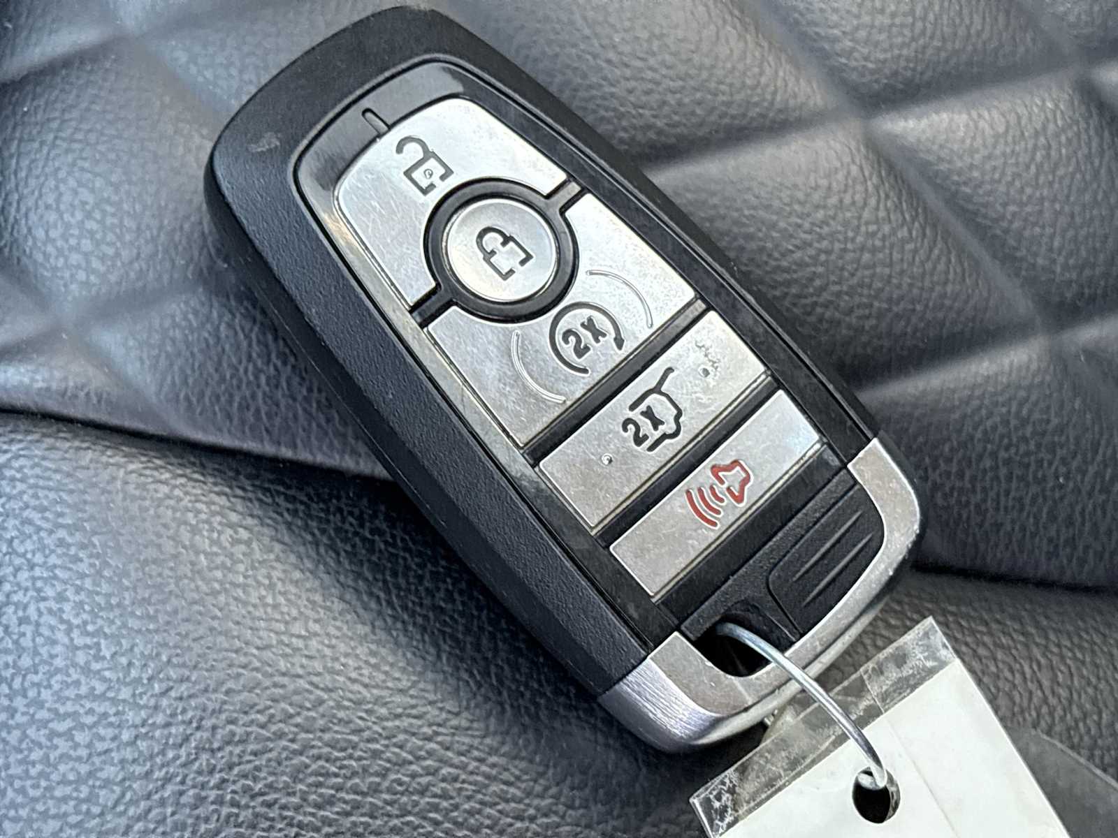 Thumbnail: 2023 Ford Edge - 24
