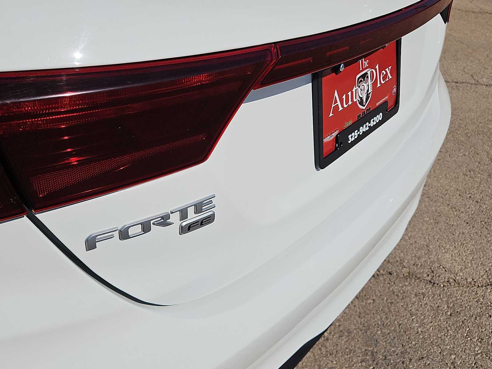 Thumbnail: 2024 Kia Forte - 15