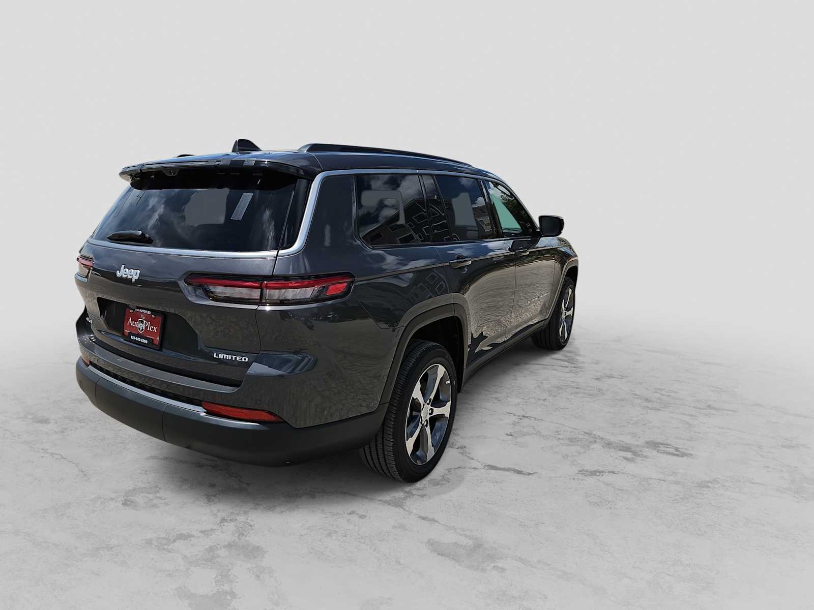 Thumbnail: 2026 Jeep Grand Cherokee L - 8